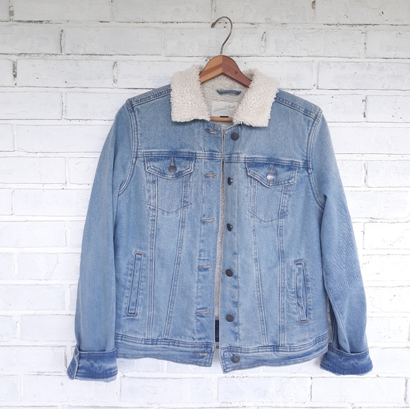Universal Thread Denim Sherpa Trucker Jacket - Picture 2 of 7